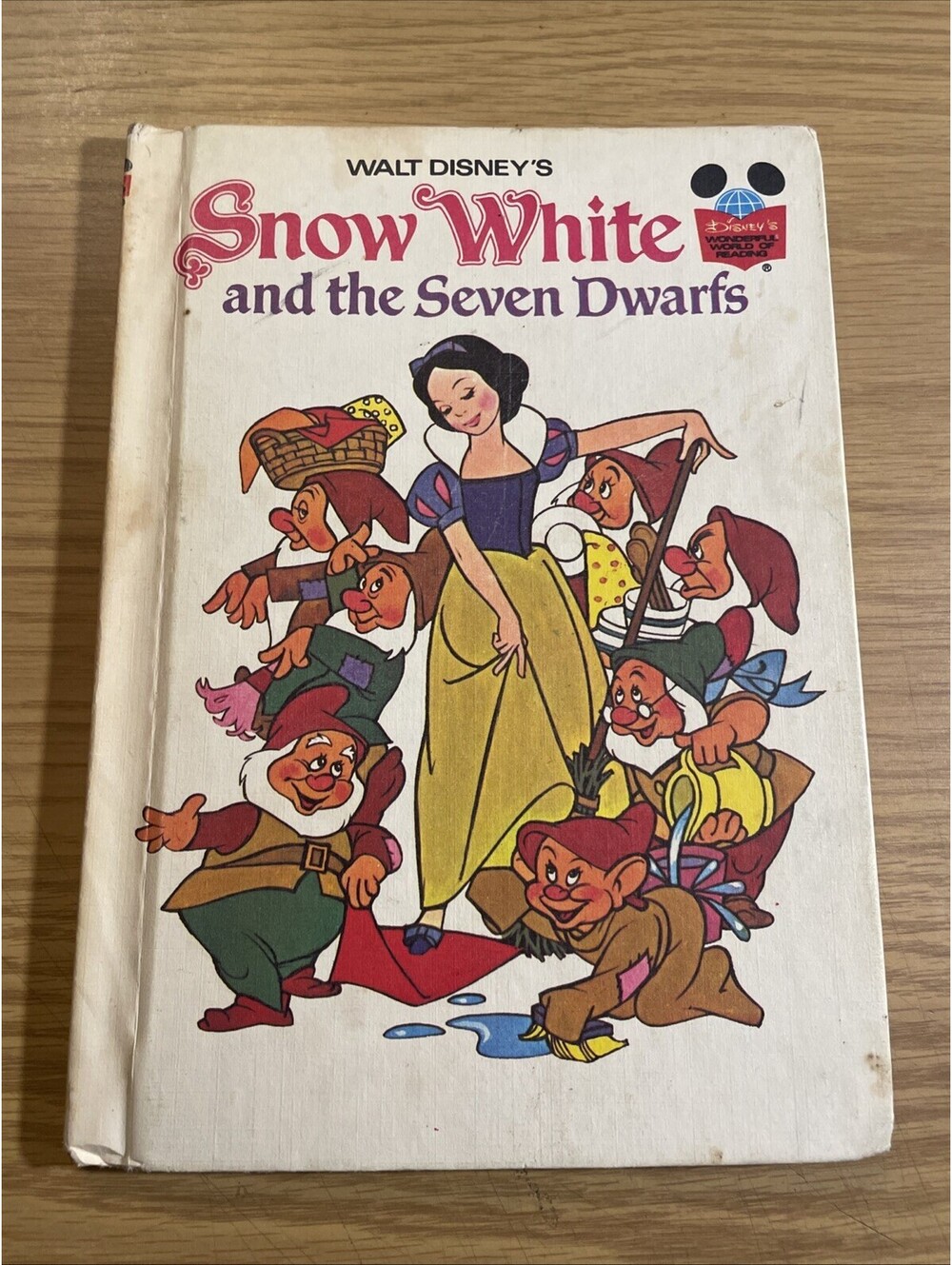 Walt Disney Snow White and the Seven Dwarfs 1973 Book Club Edition Hardcover